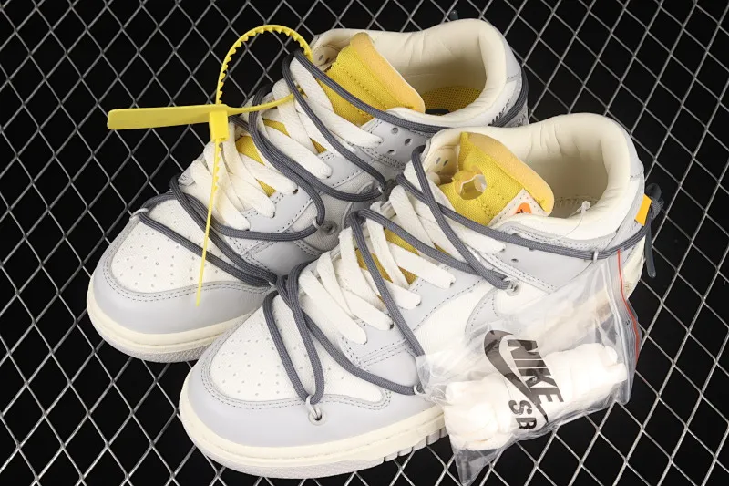 All Categories Nk SB Dunk Series Nk SB Dunk Low Low-top sneakers Pure original version OF x Nk Dunk Low OW Gray SB smashed backboard fashion casual sneakers DM1602-105